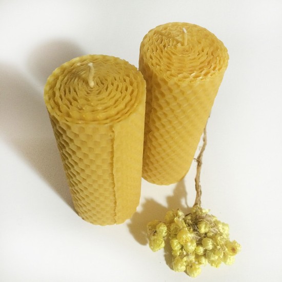 Natural Beeswax Candle - Set of Two Small Candle (4cm x 10cm)